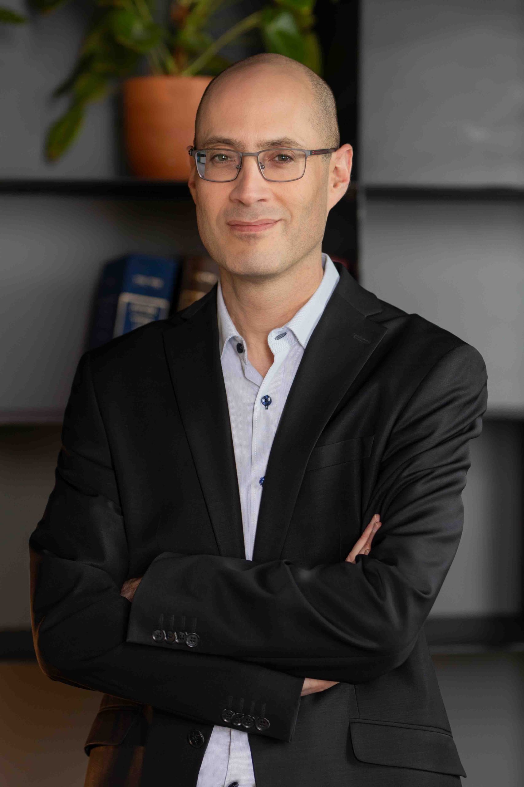 Yaron Lestrel small